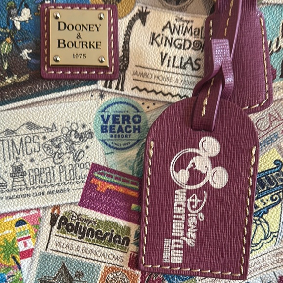 Dooney & Burke Disney Vacation Club Purse - Picture 2 of 7